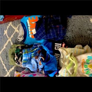 I’m selling boy clothing practically barley used. In mint condition.
